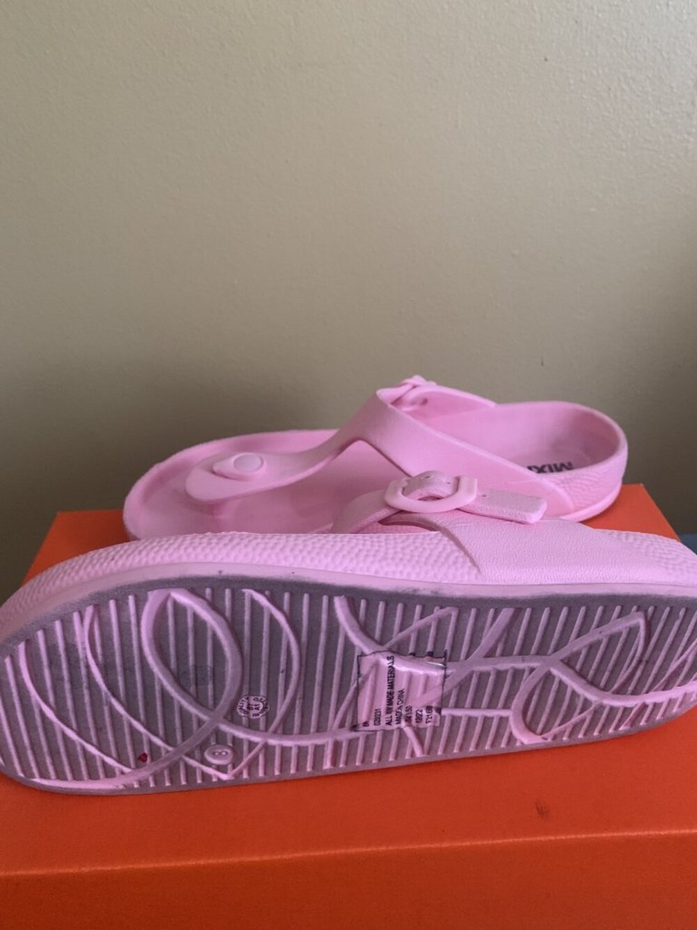 3 Pairs for 1 Price Summer sandals - Picture 2 of 16